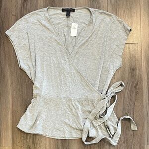 NWT Banana Republic Gray Cap Sleeve Wrap Blouse in size M